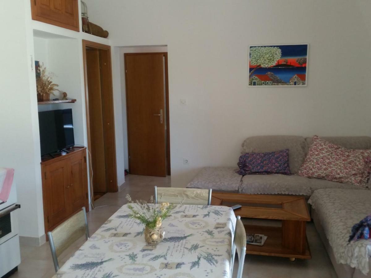 Mendula Apartment Rogač Kültér fotó